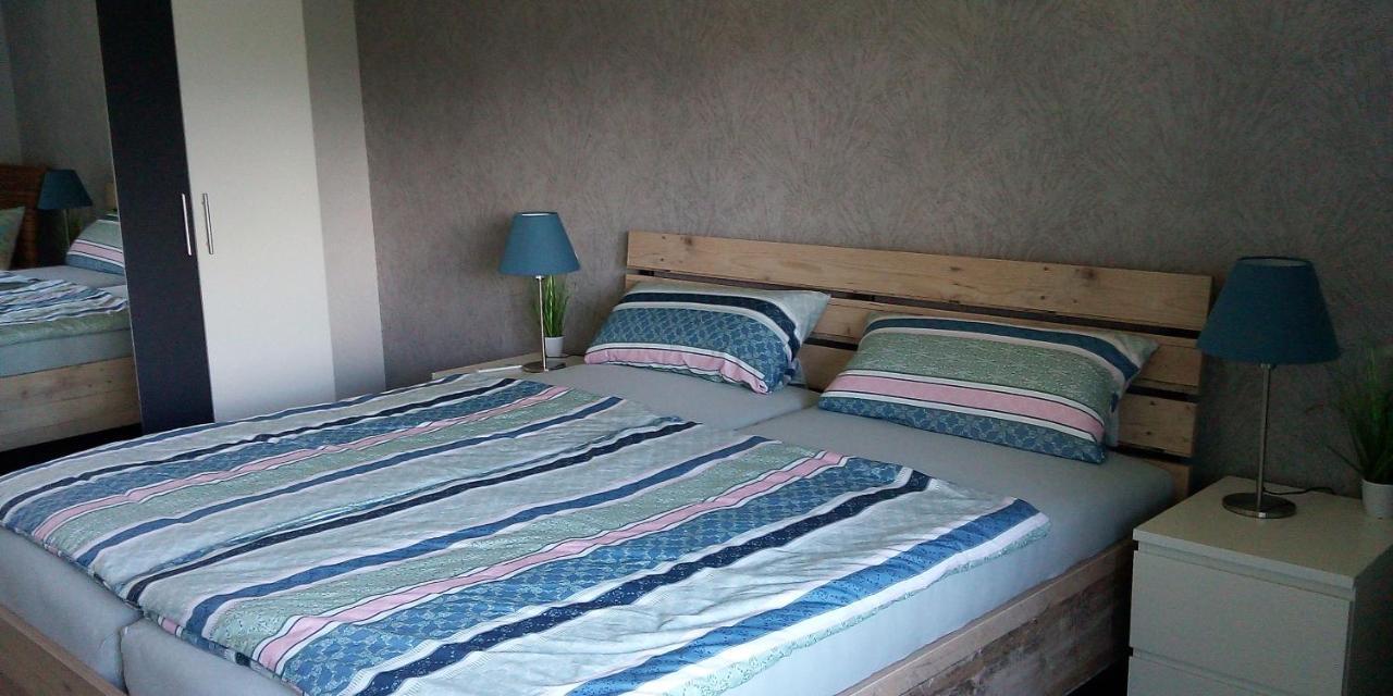 Ferienwohnung Schwiemann, Erdgeschoss Cadenberge Ngoại thất bức ảnh