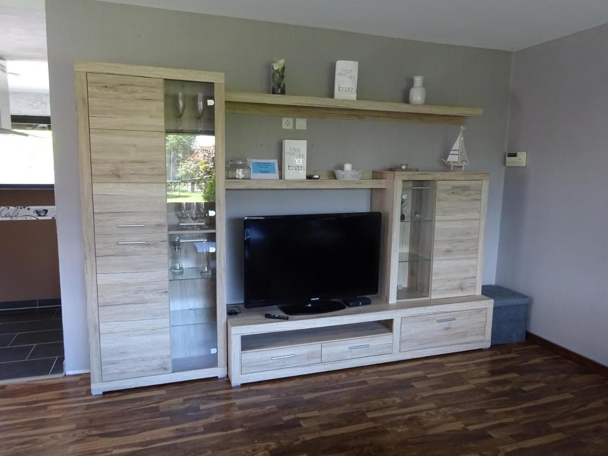 Ferienwohnung Schwiemann, Erdgeschoss Cadenberge Ngoại thất bức ảnh