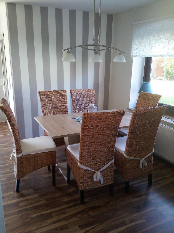 Ferienwohnung Schwiemann, Erdgeschoss Cadenberge Ngoại thất bức ảnh